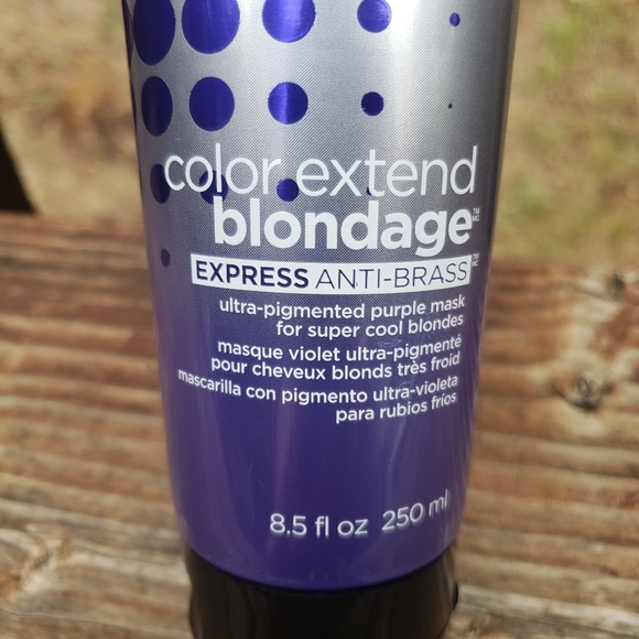 REDKEN Color Extend Blondage Express Anti-Brass Purple Hair Mask - 8.5 fl oz - Picture 2 of 10